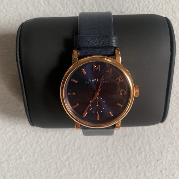 Marc by Marc Jacobs Women's MBM1329 Baker Stainless Steel Watch Navy LeatherBand - Picture 6 of 10